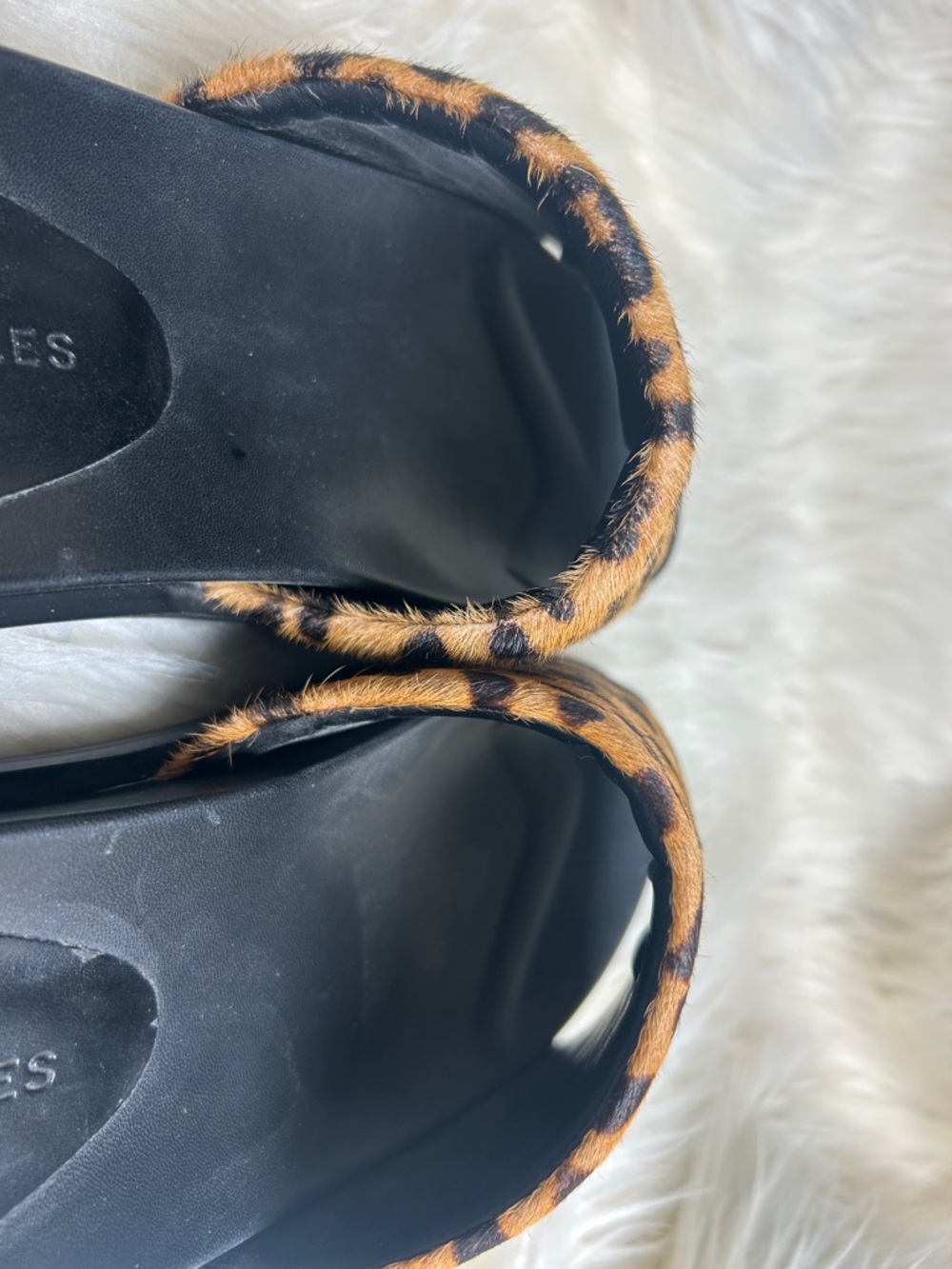 AEROSOLES Leopard Print Calf Hair Slide Sandals Women's Size 9 - Picture 11 of 12